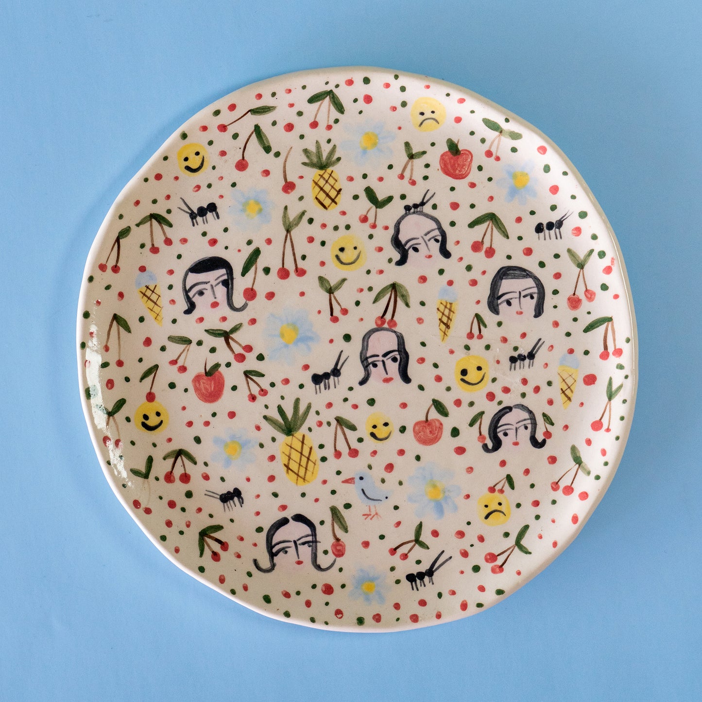 M Smile Plate